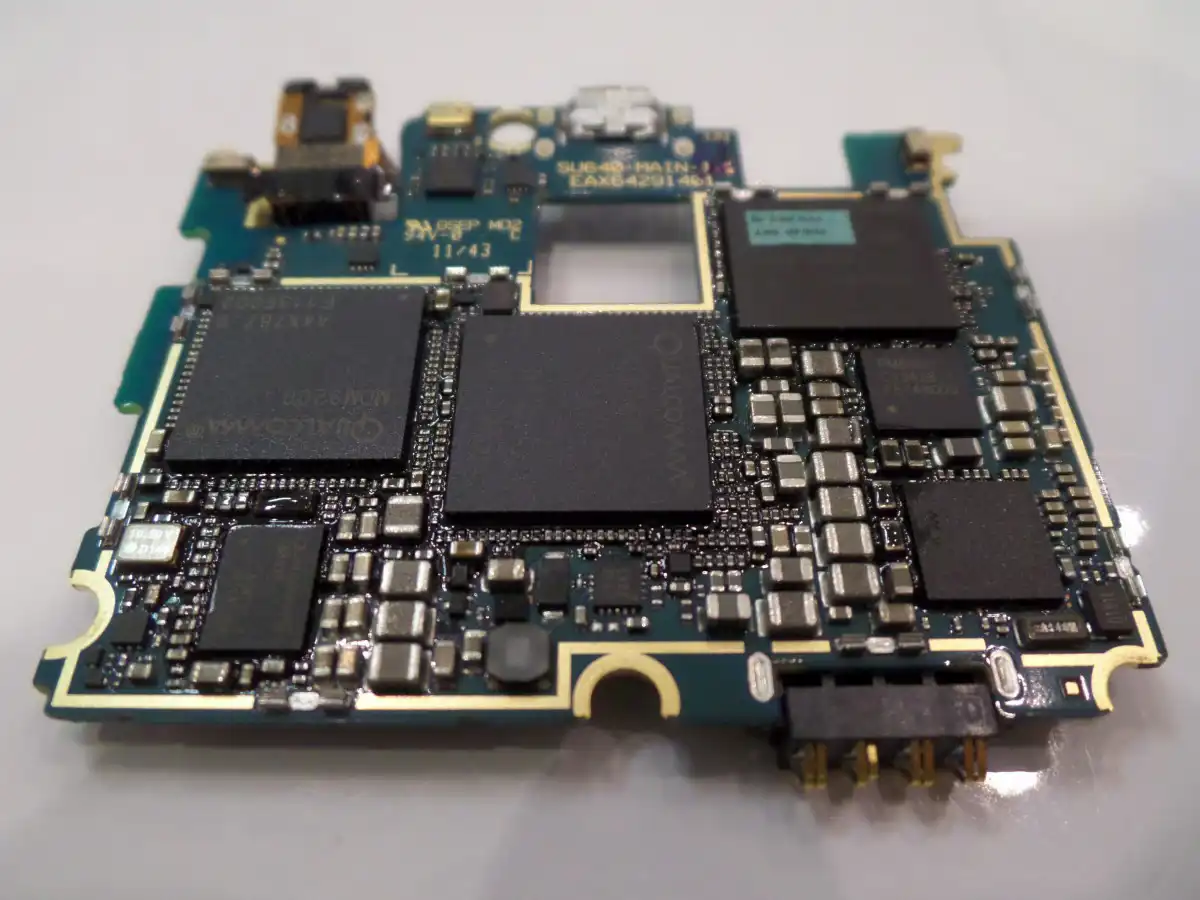 AI firm Clearview illegally collected billions of photos without consent. UK lacks authority to take action. ImageAlt